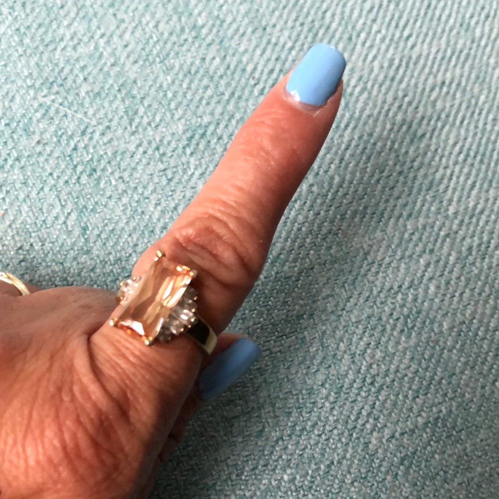 Peach stone ring